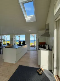House with garden, BBQ & terrace | Sea view - Image 4
