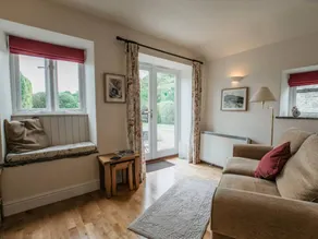 Cottage avec jardin - Image 4