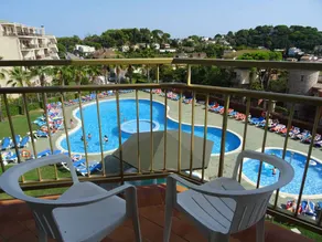 Apartement mit Pool und Klimaanlage - Image 3