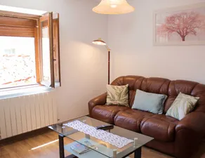 Holiday home with terrace - Image 5