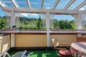 Flat with terrace & garden | Garden view - Image 4