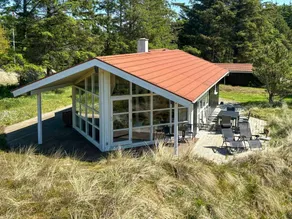 House with BBQ, garden & terrace | Perfect for remote work - Image 2