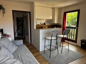Bright Studio Near Anglet Beaches with Sunny Balcony - Image 2