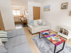 Family-oriented pleasant cottage with garden | Beach view | Dogs allowed - Image 5