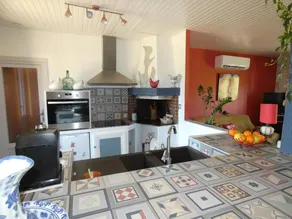 Gite with terrace & garden - Image 2