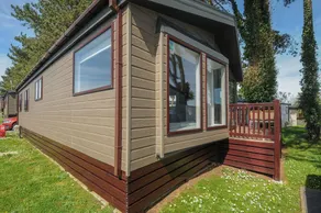 Child-friendly charming cottage with pool & garden - Image 2