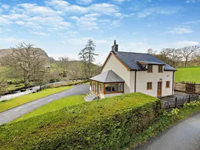 Fully equipped cottage with garden & barbecue | Water view | Pet-friendly - Image 2
