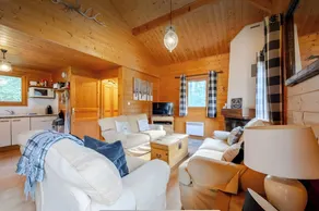 Modern Traditional Ski Chalet Recently Renovated with WiFi, Wii, iPad, Satellite TV - Image 4