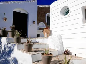 Pleasant holiday home with pool, garden & terrace | Mountain view | Perfect for remote work | Pets allowed - Image 4