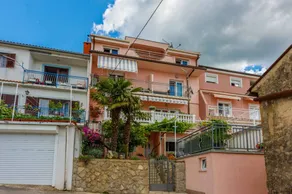 Fully equipped apartment with BBQ & garden | Sea view | Pet-friendly - Image 5