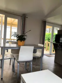 Fantástica casa móvil con barbacoa, jardín y terraza | Admite perro - Image 4