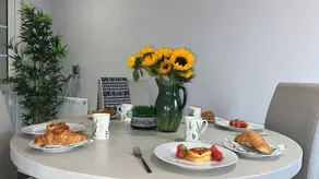 Apartamento vacacional con jardín - Image 4