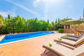 Villa mit Garten, Terrasse und Grill - Image 4