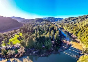 Peaceful Cottage with Deck and River Views in Monte Rio, California - Image 5