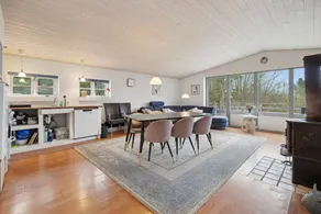 Holiday home with private pool, garden & BBQ - Image 5