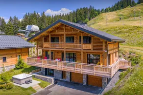 Family-oriented beautiful chalet with garden, terrace & jacuzzi | Ski nearby | Perfect for remote work | Pets allowed - Image 2