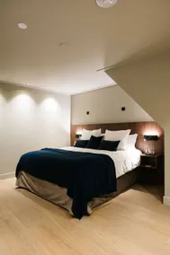 Dedicated room | City view - Image 4