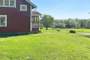 Holiday home with garden - Image 5
