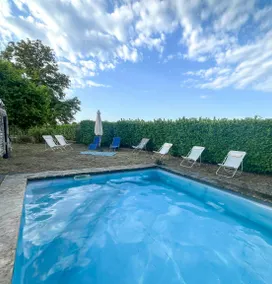 Familienfreundliches Ferienhaus mit Grill, Pool und Terrasse - Image 2