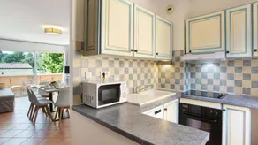 Merveilleux appartement avec jardin, terrasse et sauna - Image 3