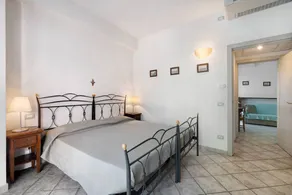 Pet-Friendly Apartment "14 Mehari" with Balcony & Wi-Fi - Image 3