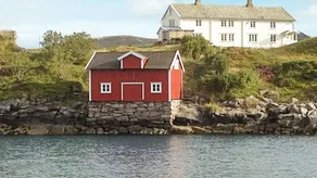 Holiday home with garden - Image 5