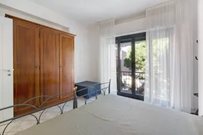 Pet-Friendly Apartment "14 Mehari" with Balcony & Wi-Fi - Image 5