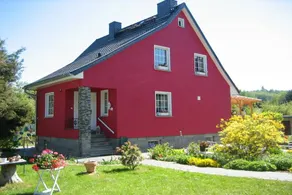 Holiday home with BBQ, garden & terrace | Pets are welcome - Image 3
