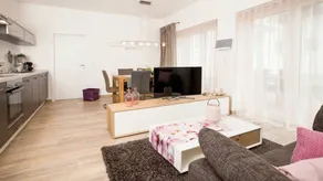 Wonderful apartment with garden & terrace | Mountain view | Ski nearby - Image 4