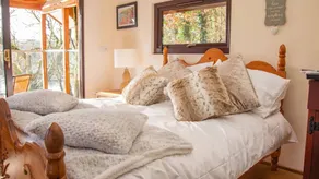 Nice holiday home with garden | Dogs allowed - Image 2