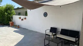 Charmante maison de vacances avec terrasse, barbecue et jardin - Image 4
