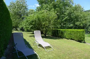 Gite with terrace & garden - Image 2
