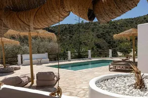 House with private pool, barbecue & garden - Image 2