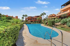 Family-friendly flat with sauna, terrace & hot tub | Sea view | Next to the beach - Image 2