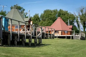 Hand-Crafted Wooden Lodge for Glamping in Devon - Image 5