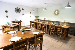 Family-oriented wonderful gite with barbecue & garden | Garden view - Image 5