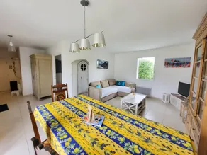 Holiday home with barbecue, terrace & garden | Next to the beach - Image 2