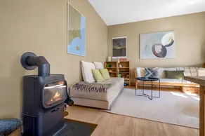 Apartamento vacacional con jardín, terraza y barbacoa - Image 2