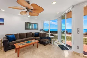 Whale Watch- Solana Beach Oceanfront Condo with Pool & Beach Access - Image 5