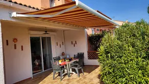 Maison avec barbecue, terrasse et jardin - Image 4