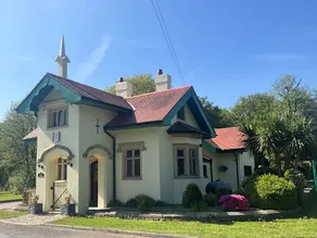 Cottage avec jacuzzi, jardin et piscine - Image 2