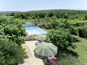 Apartamento con terraza, piscina privada y jardín - Image 3