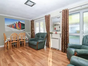 Family-oriented nice cottage with garden | Pets allowed - Image 5