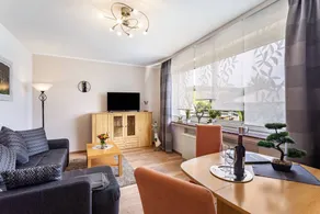 Flat with garden, barbecue & terrace | Garden view - Image 2