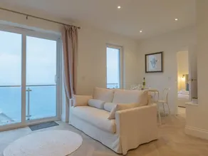 Appartement avec jardin | Vue mer | Proche de la plage - Image 2