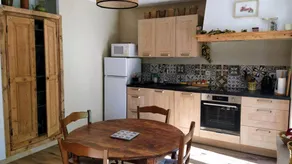 Gite with garden, BBQ & terrace - Image 4