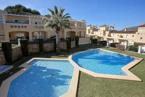 Fully equipped charming holiday apartment with BBQ, terrace & pool | Mountain view | Pet-friendly - Image 4