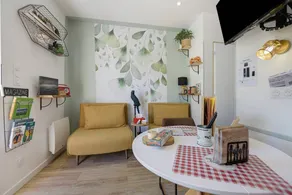 Holiday home with barbeque, garden & terrace | Garden view - Image 3