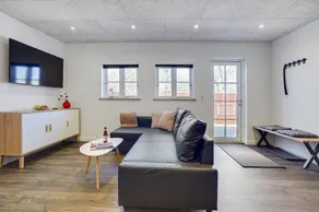 Lovely apartment with terrace - Image 2