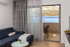 Holiday apartment with BBQ & terrace | Sea view - Image 5